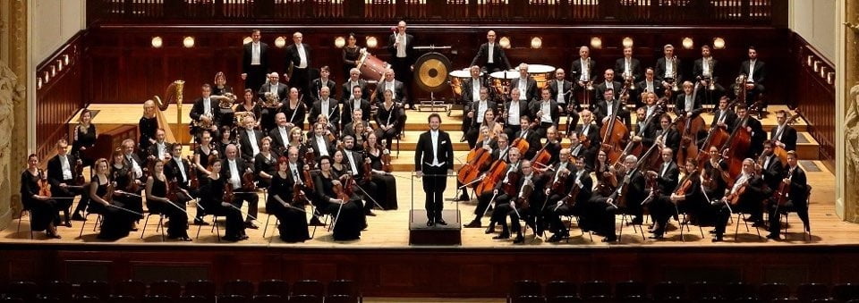 지휘자 토마시 브라우너가 이끄는 프라하 심포니 오케스트라. (c)Jan Kolman