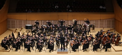 밝고 부드럽고 밀도카지노 슬롯머신 게임 울림…'클라리넷 명가 금수저'가 들려준 빈의 사운드