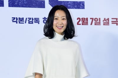 [포토] 김희애, '환한 미소가 아름다워~'