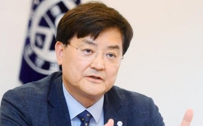 서승환 연세대 총장, 고려대 명예교육학박사 학위 수여