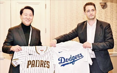 MLB "카지노 승률서 정규시즌 경기 지속 개최 검토"