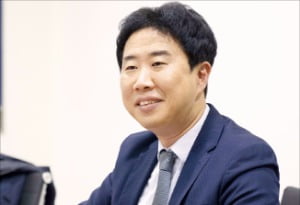 조재박 삼정KPMG AI센터장이 한국경제신문과의 인터뷰에서 기업들의 AI 도입 유의사항에 대해 설명하고 있다. /삼정KPMG 제공 