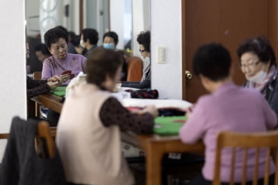 여성 평균수명, 처음으로 90세 넘었다···남성 평균수명은?