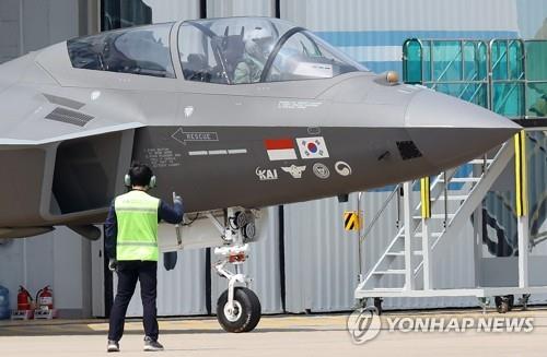 KF-21 미납 인도네시아, 중고 미라주 계약하곤 재정 문제로 연기