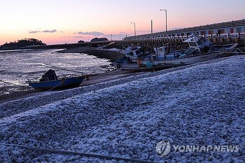 이상민 장관, 서해 최북단 연평도 찾아 민방위시설 점검