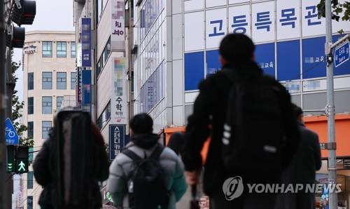 자사고 살아남는데, 내신 부담마저 줄어…사교육 더 심해지나(종합)