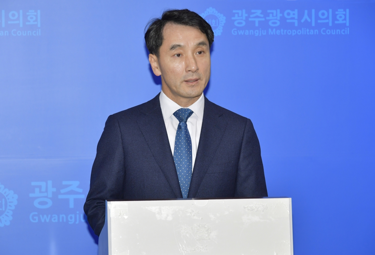 '친낙' 박시종 민주당 탈당 "신당에서 역할하겠다"