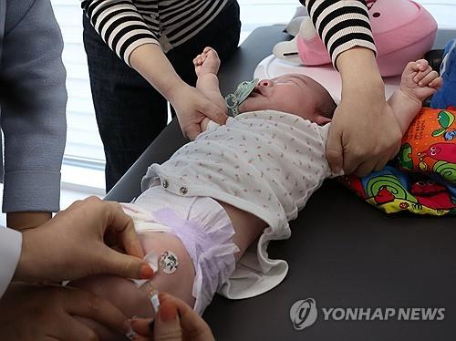 "모든 것이 변한다…통제는 무용지물"…출산·양육, 그 가시밭길