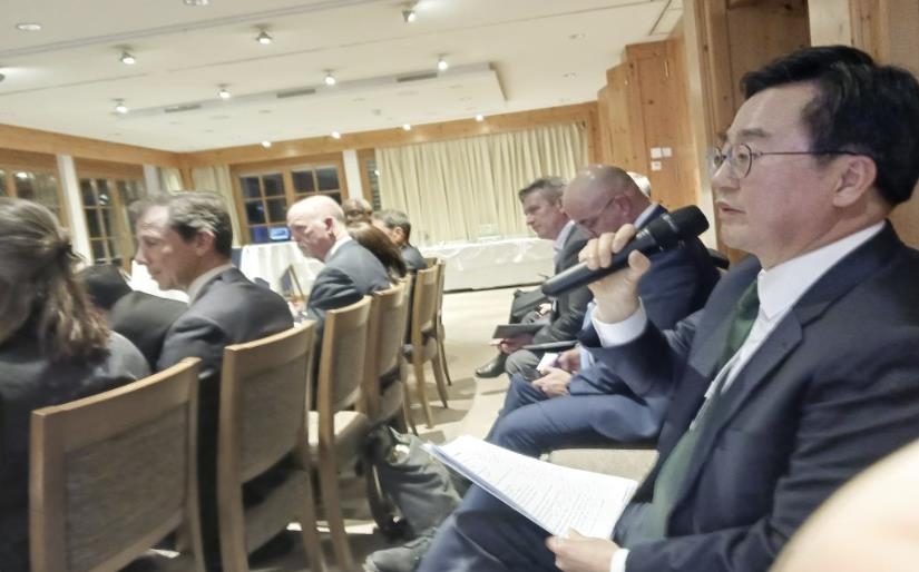 김동연, 다보스 세계경제지도자모임 참석…지방정부인사 중 유일