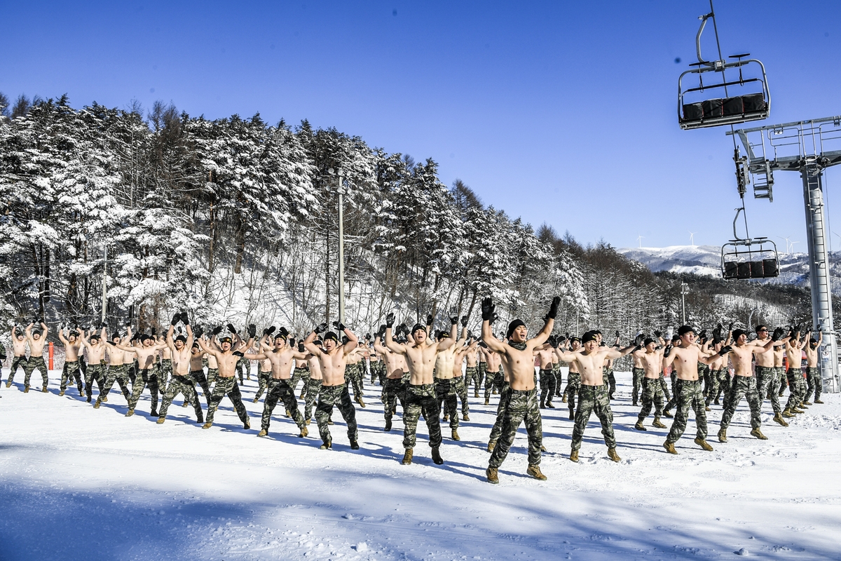 "극한 추위도 문제없다"…해병대 1사단 수색대대 동계 훈련