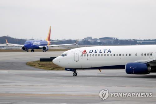 보잉 이번엔 이륙 준비 중 바퀴 빠져…"델타항공 운항 757기종"