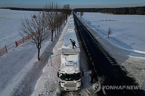 불붙은 유럽의 '성난 농심'…극우세력 편승 움직임도