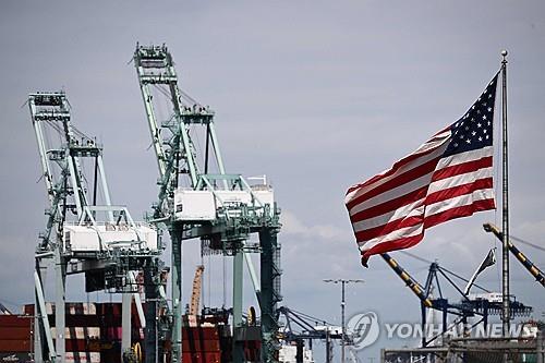 [1보] 미국 4분기 성장률 3.3%…시장 전망치 대폭 상회