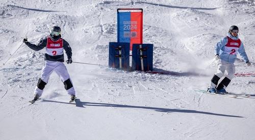 [청소년올림픽] 한국, 스키 모굴서 은메달 추가…빙속은 은 2개·동 1개로 마감