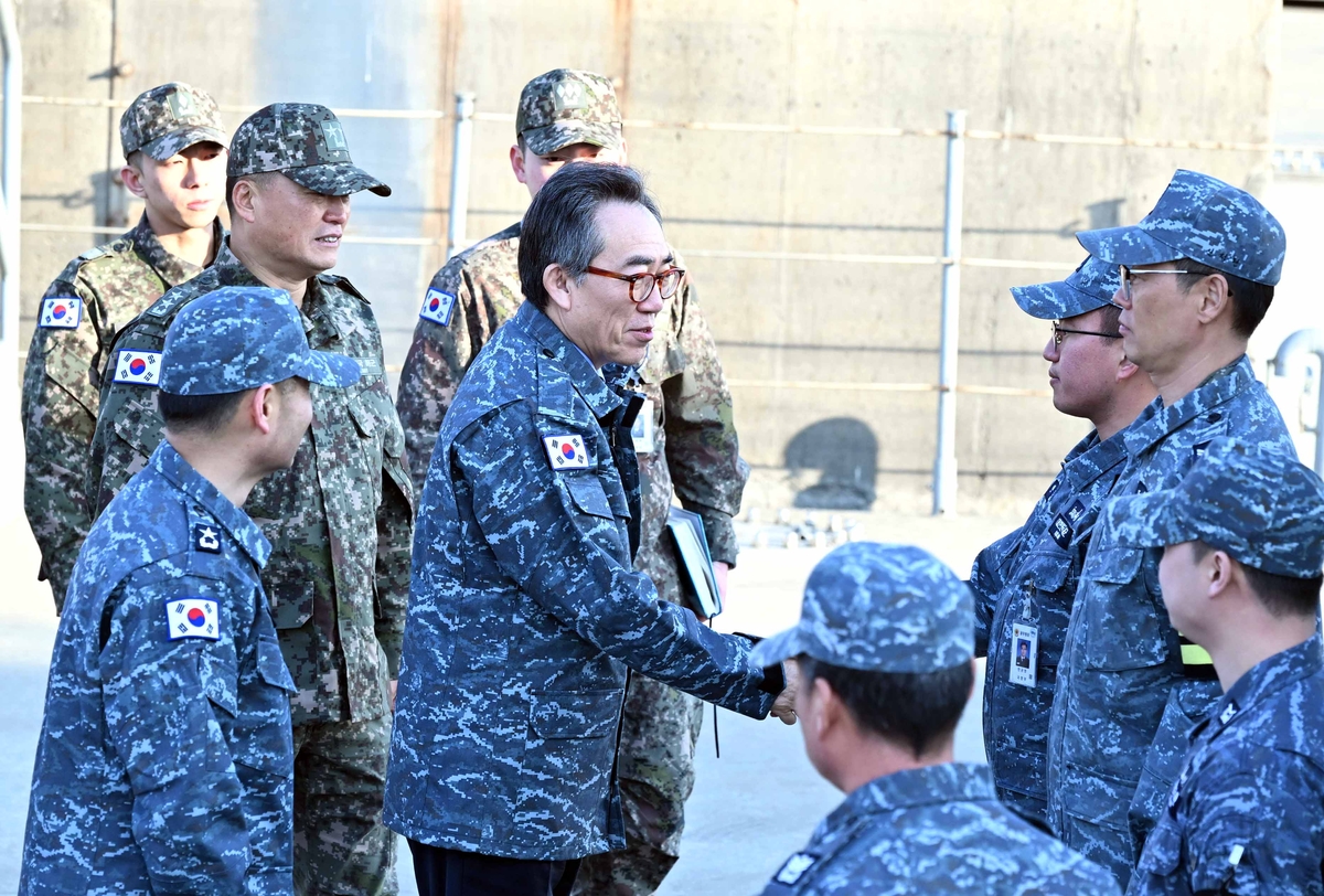 NLL수호부대 찾은 조태열 "강력한 안보 뒷받침될때 외교도 성과"