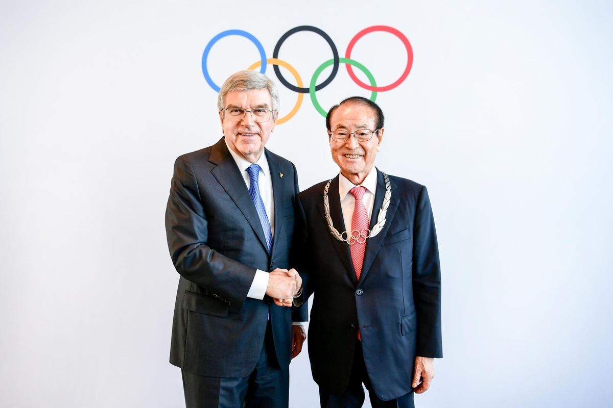 IOC, 스포츠 발전에 기여한 윤세영 SBS 창업회장에 올림픽 훈장