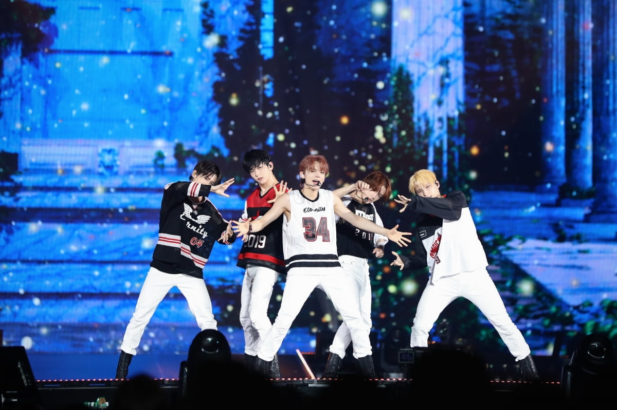 トゥモローバイトゥゲザー、日京セラドーム公演開催
