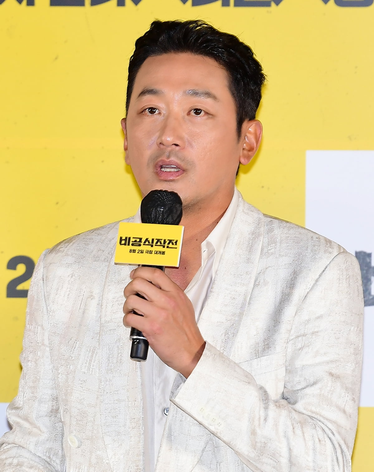 「非公式作戦」ハ・ジョンウ、「モロッコ現地撮影、どんどん消えていく野原に噛まれている」