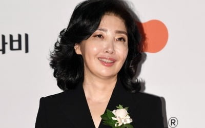 '부당 광고' 여에스더 쇼핑몰…결국 '영업정지' 2개월