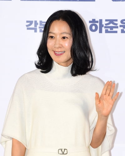 [TEN포토]김희애 '고혹미의 진리'