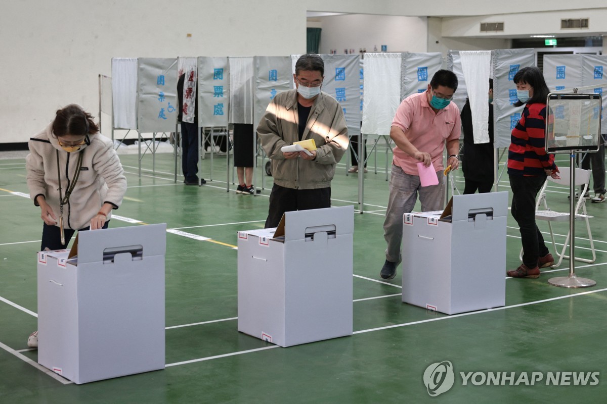 '2024 지구촌 첫 대선' 대만서 투표 종료…"뚜이, 투표했어요!"(종합)