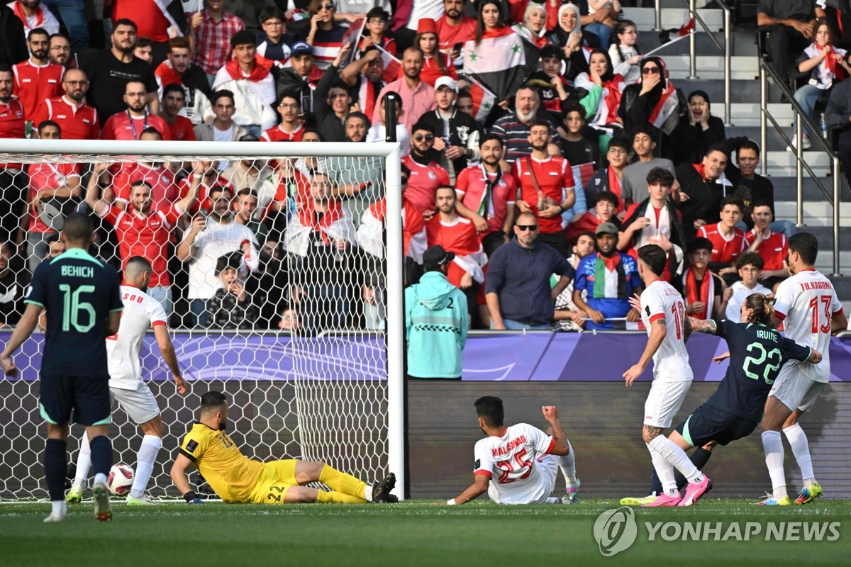 [아시안컵] '유효슈팅 1개' 호주, 시리아에 1-0 진땀승…16강 확정