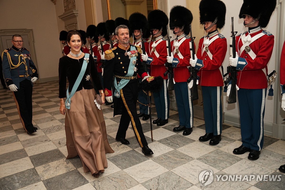 [월드＆포토] 현존 최장 군주 덴마크 여왕의 '마지막 행진'