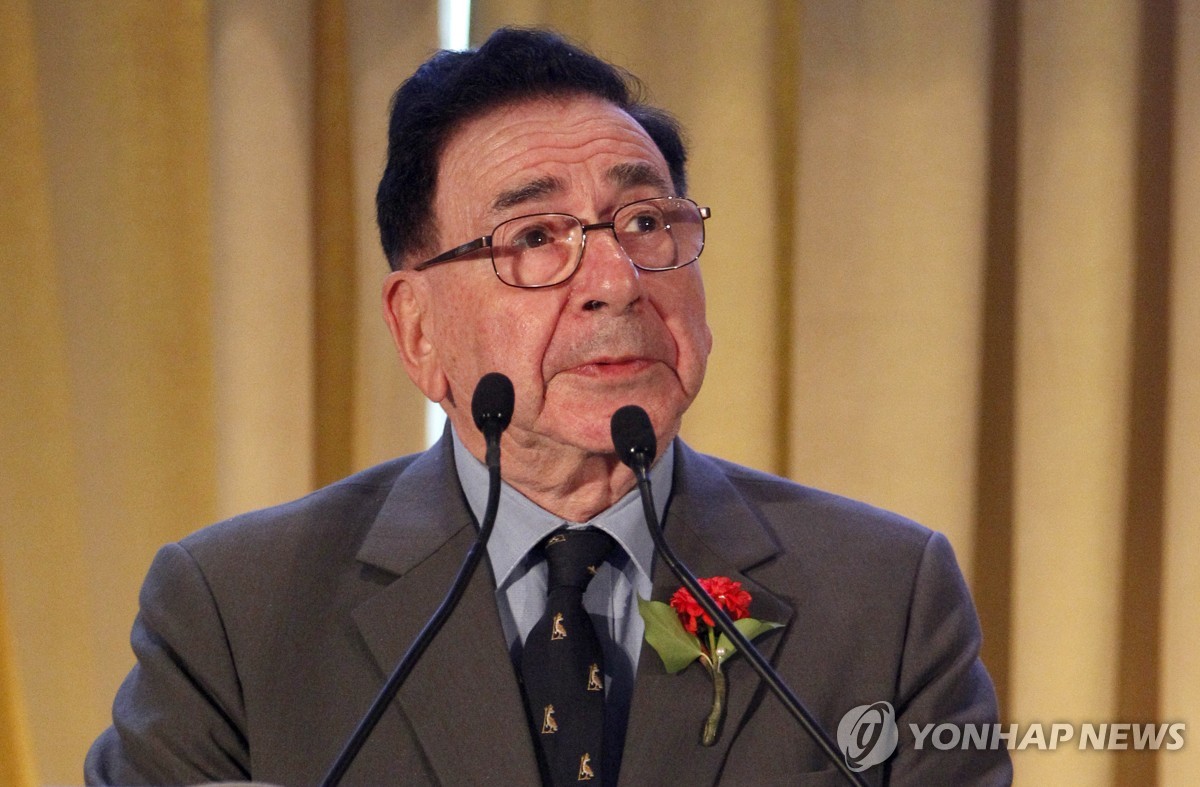 '장기이식 선구자' 로이칸 별세…불가능 인식 깨고 인류에 희망