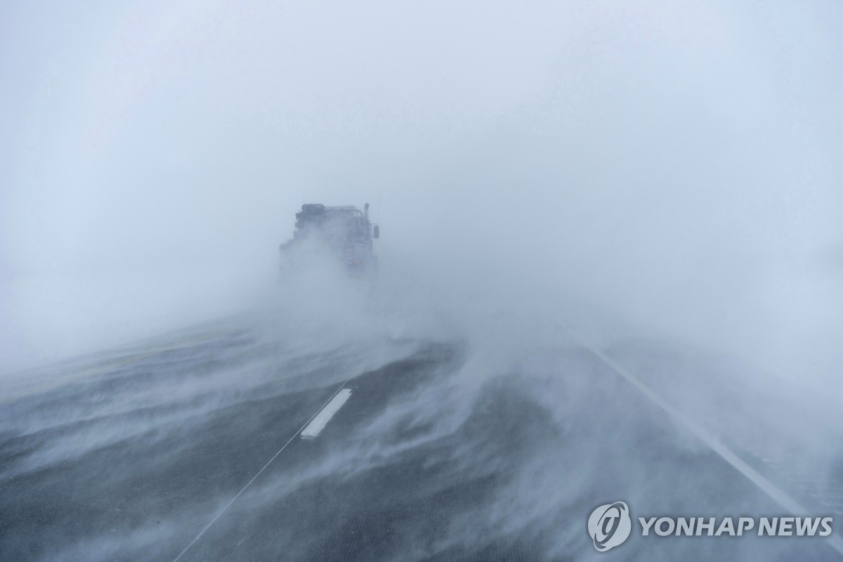 미국 전역에 '북극 한파'…내륙 중서부 체감온도 최저 영하 56도