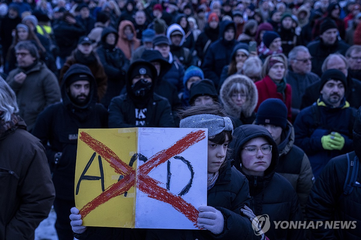 독일 극우 AfD '이민자 추방 파문' 뒤 첫선거 역전패