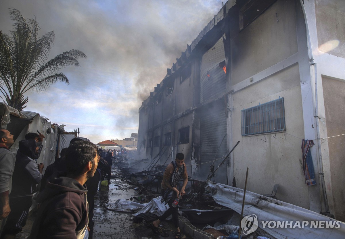 "이스라엘군 유엔 피란민 시설 공격에 9명 사망"…미 "개탄"(종합)