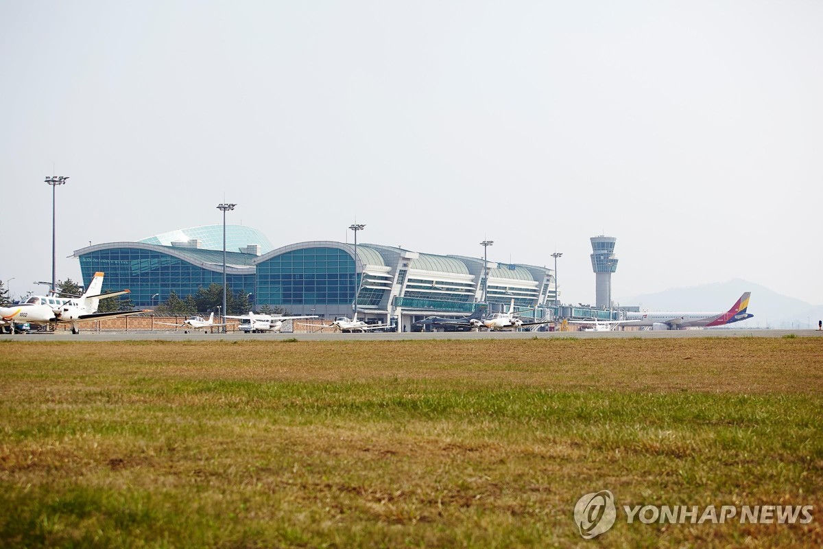 광주공항 이전 논의 '골든타임'…"정치권·지역사회 나서야"