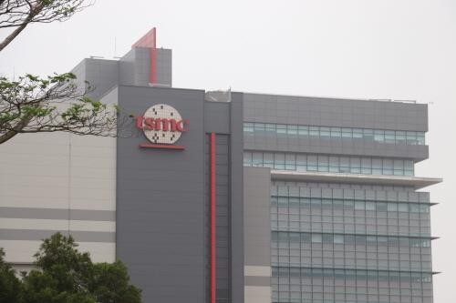 TSMC, 대만에 최첨단 1나노 공장 추가 건설 추진…"42조원 투입"