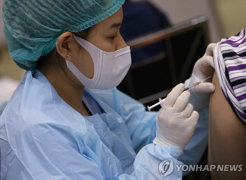 태국, 관광업 종사자 20만명에 독감예방접종…"관광객 신뢰구축"