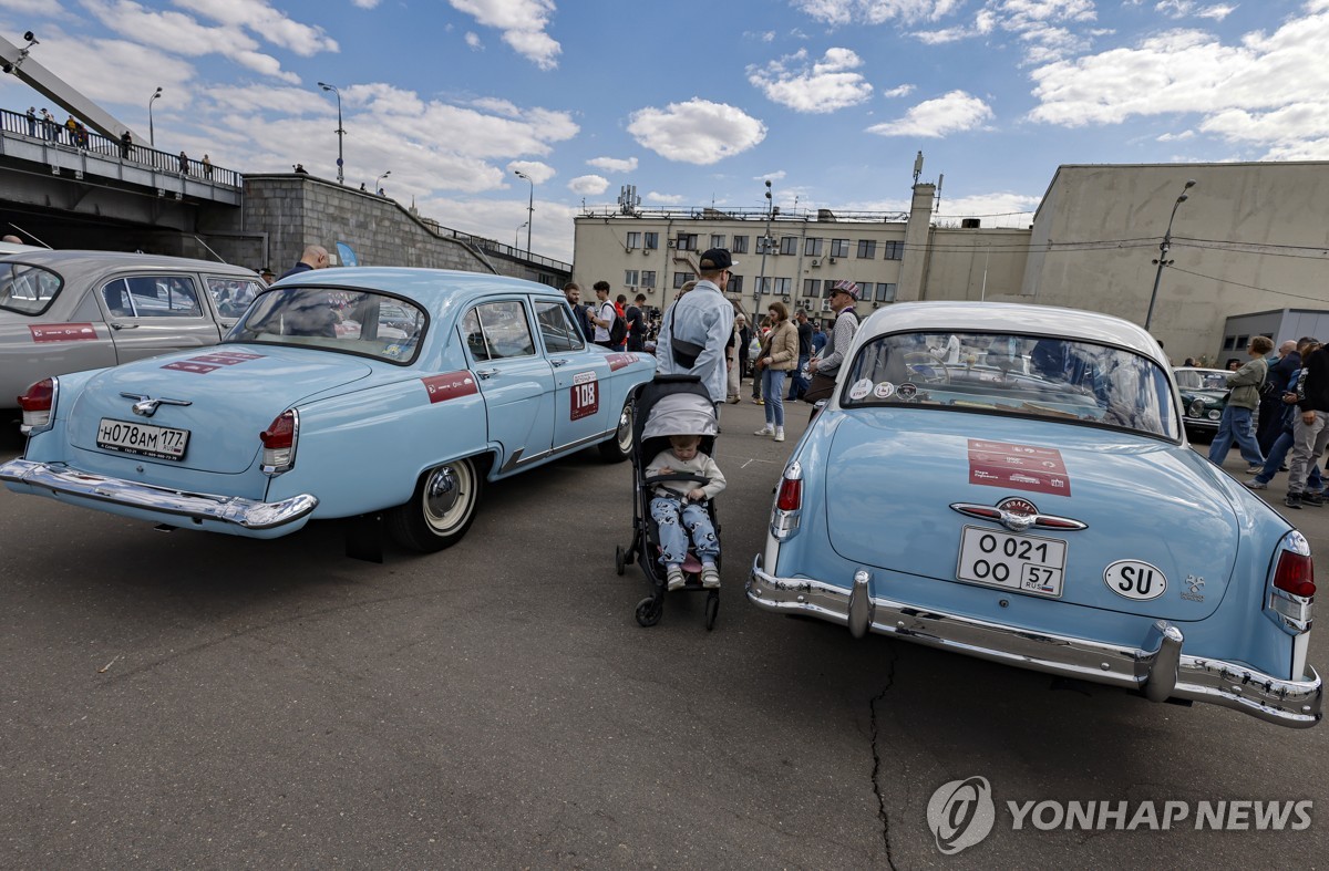 푸틴 6년간 소득이 '10억원'…자동차는 1960년대 소련제