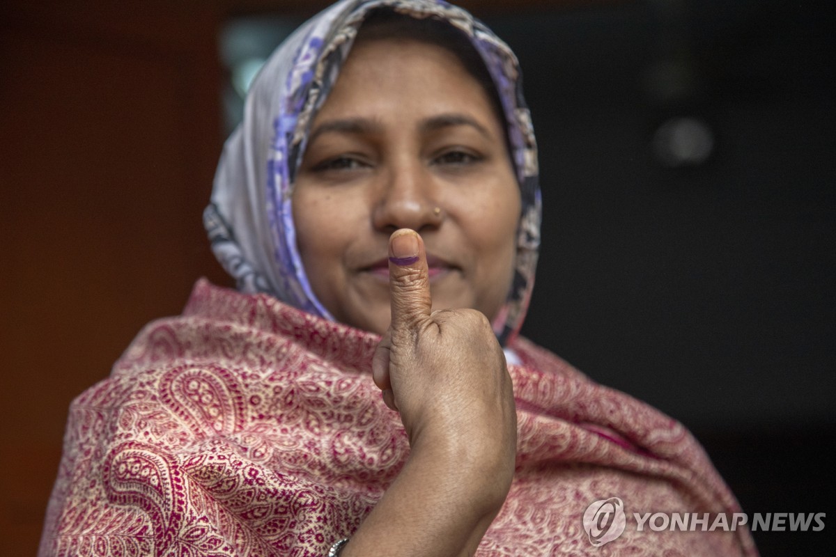 '야권 보이콧' 방글라 총선 투표소 부근서 폭발 등 사건 잇따라
