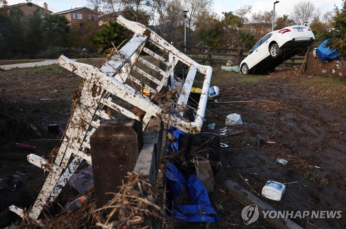 美 샌디에이고·텍사스 남부 등에 기습 폭우…곳곳 침수 피해