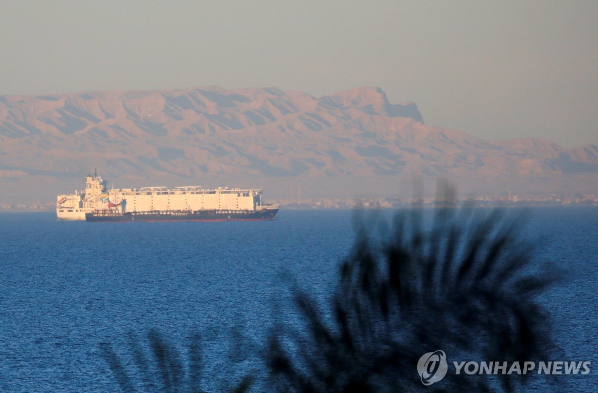 예멘 반군, 폭격받고도 美선박 미사일로 또 공격(종합2보)