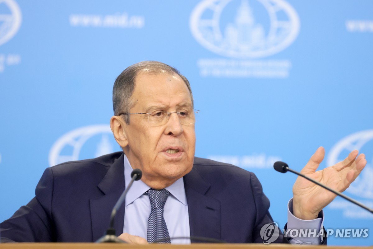 러 외무 "미국이 우크라 지원하는 한 핵통제 대화 못해"