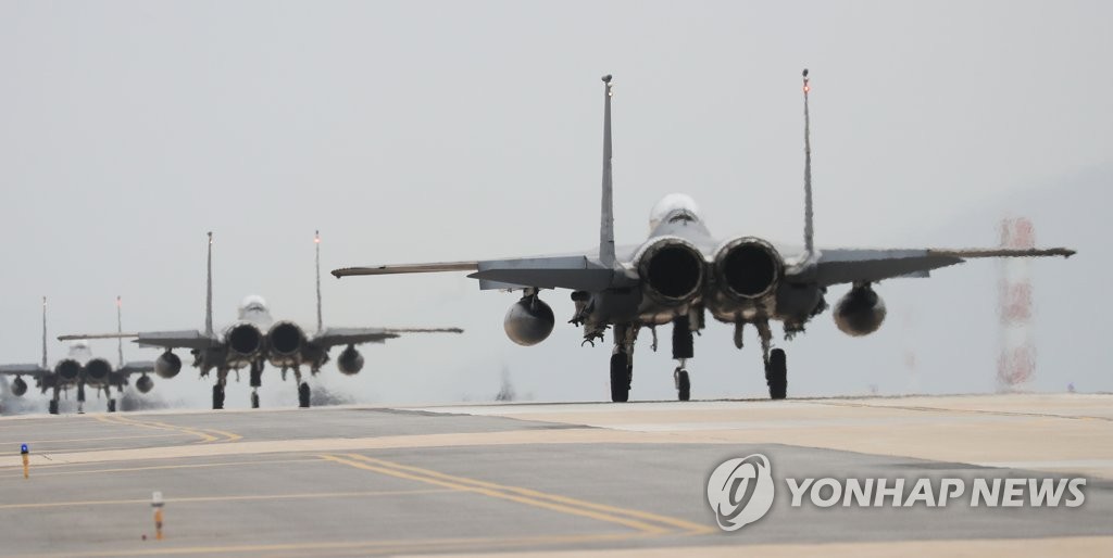 군산시 "비행장 전투기 소음피해 보상금 신청하세요"