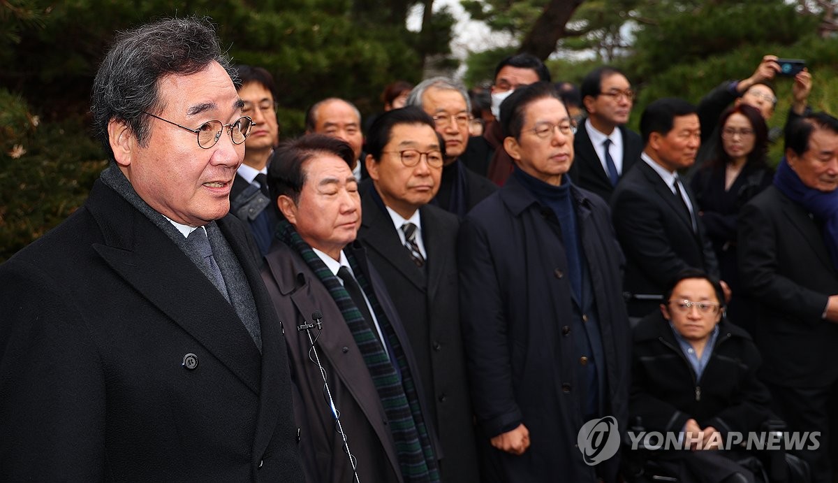 이재명 피습에 野 내홍 소강 국면…비명계도 '잠시 멈춤'