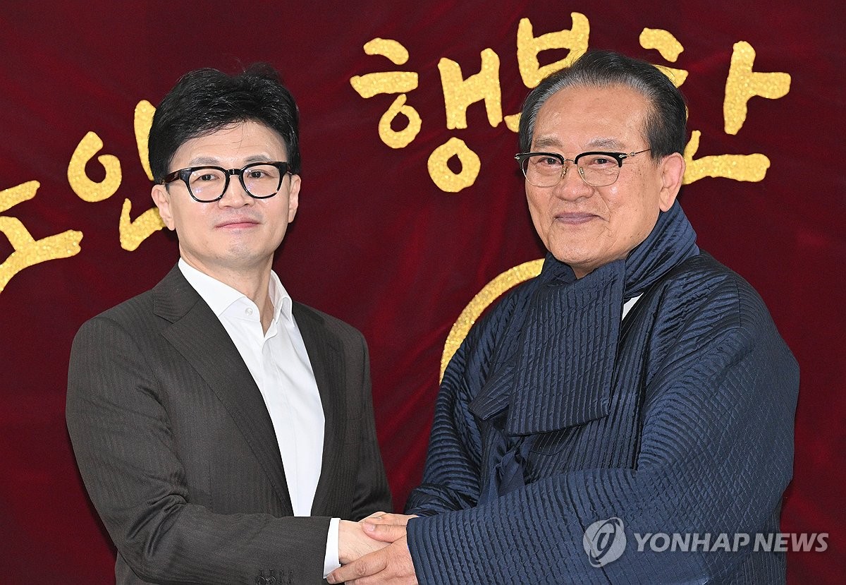 한동훈 "다 제 책임"…노인회 찾아 민경우 '노인 비하' 사과