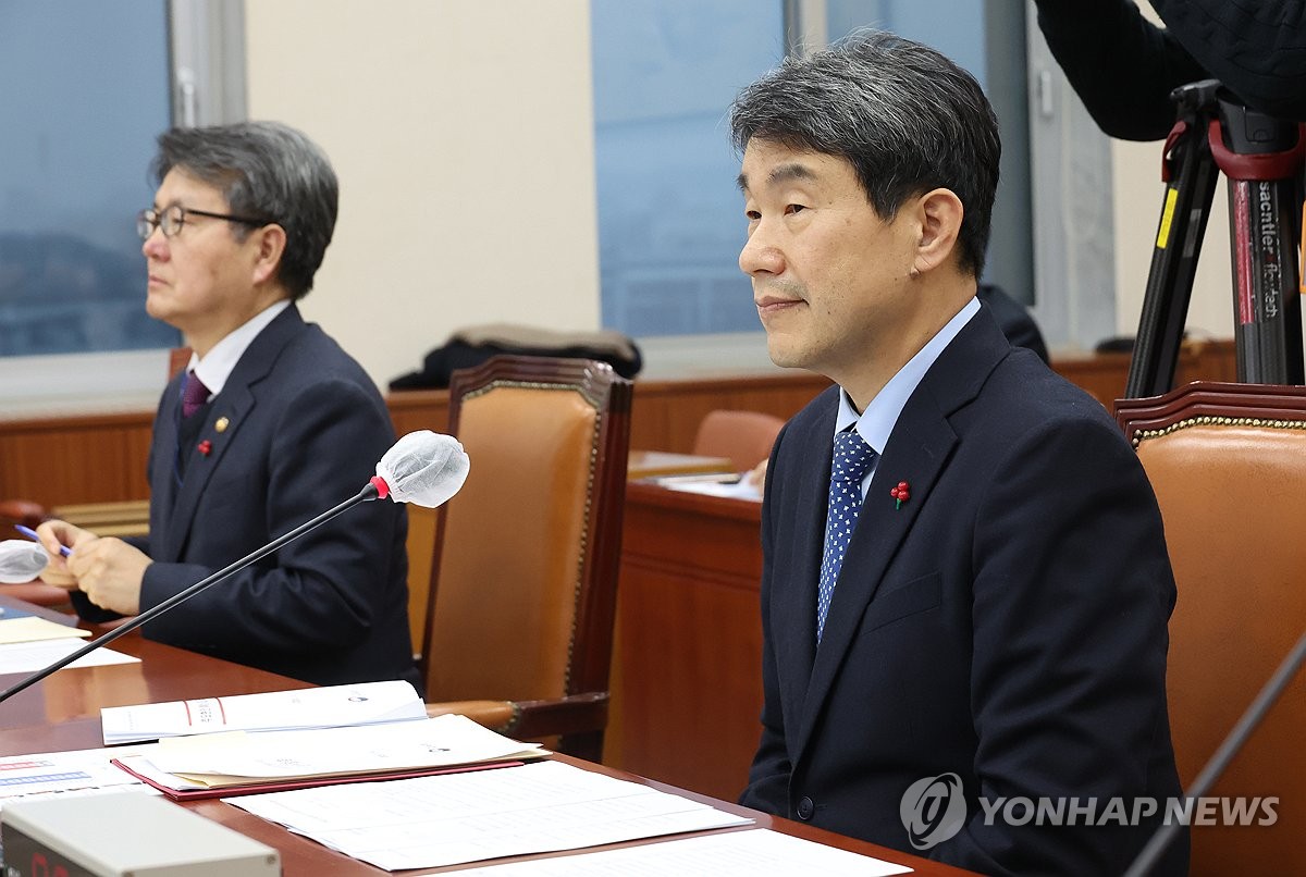 이주호 "수학 논·서술형 평가 확대…'수학교육 종합계획' 수립"(종합)