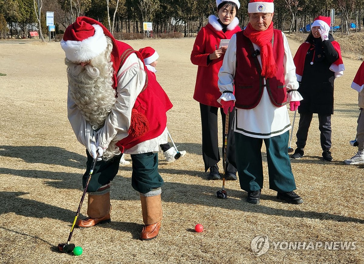 '글로벌축제' 화천산천어축제 관광객 100만명 돌파(종합)