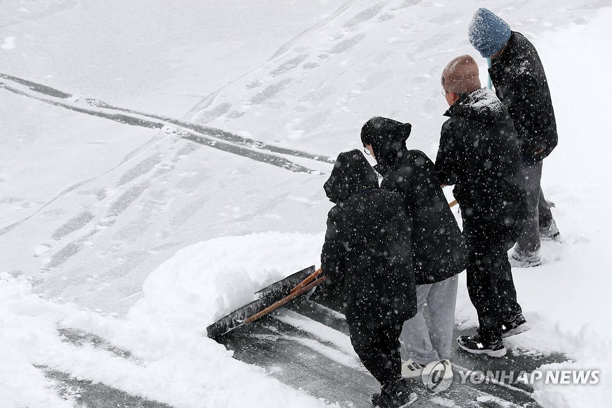 화천산천어축제 성황리 폐막…자원봉사자 성공축제 한몫