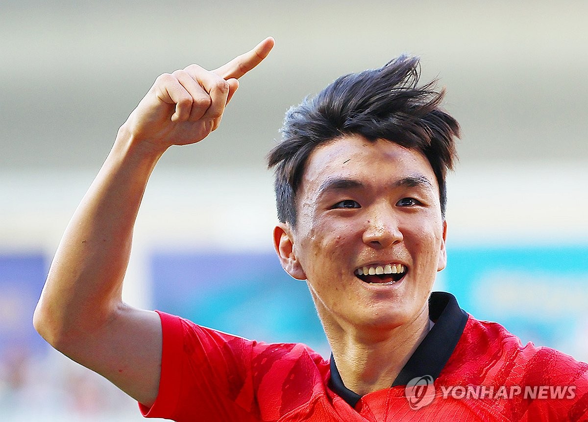 한국, 아시안컵 첫판 바레인전 전반 1-0 앞서…황인범 선제골