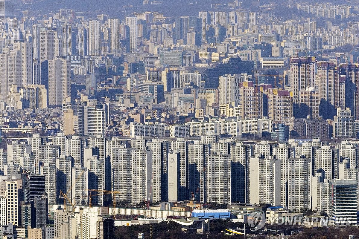 지난해 11월 부동산 거래량·금액 동반 감소…아파트 부진 영향