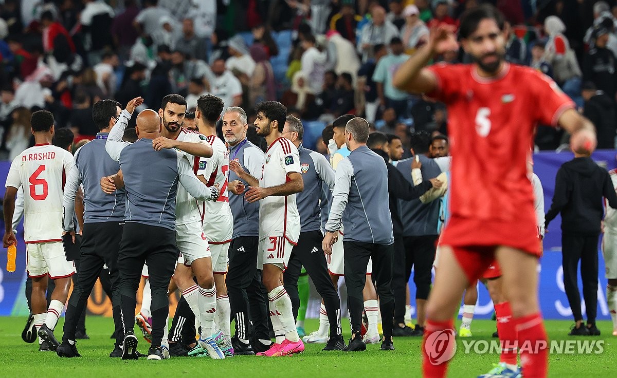 [아시안컵] '선수·감독 퇴장' 벤투호 UAE, 팔레스타인과 1-1 무승부