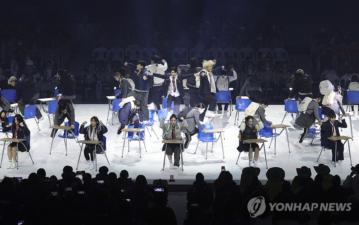 [청소년올림픽] '칼군무'·도깨비 외계인·K팝이 쓴 발랄한 강원의 서사