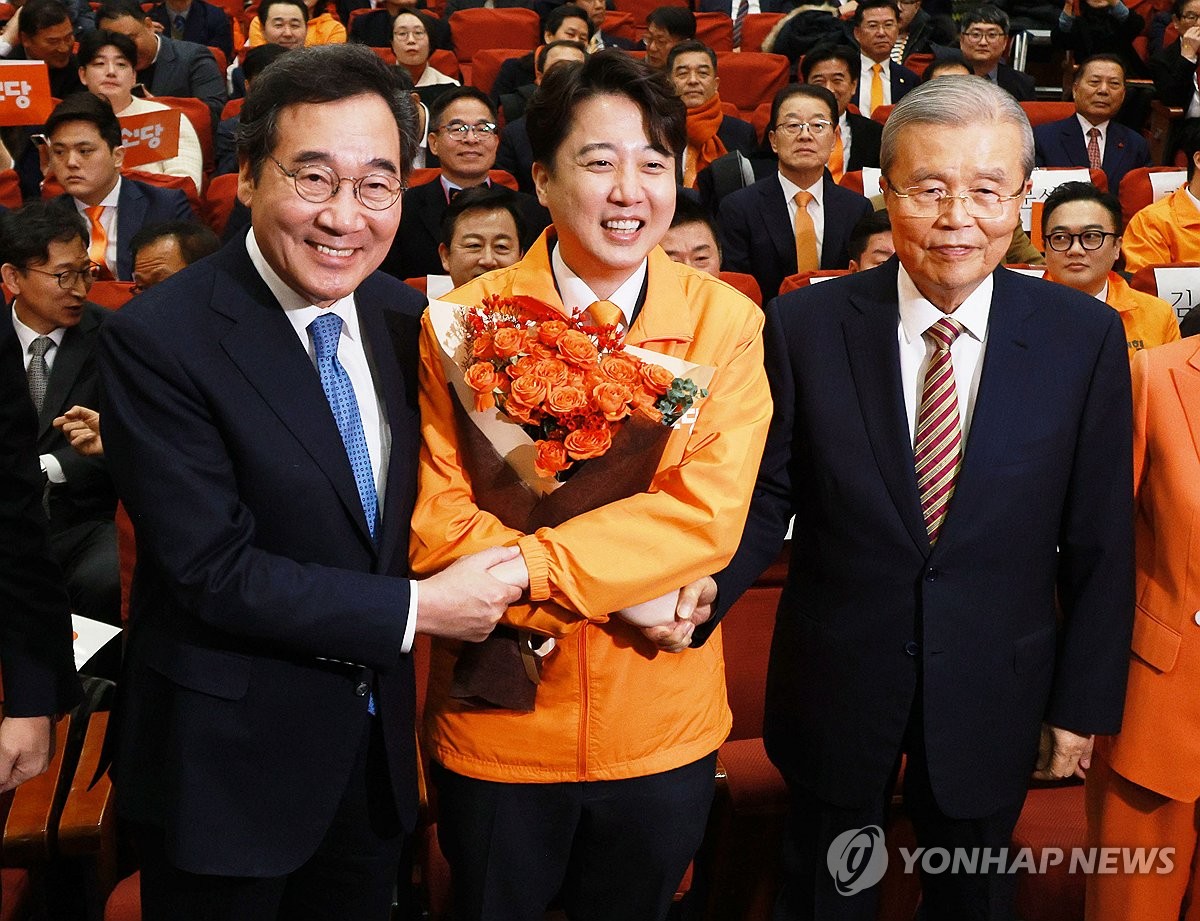 이준석 "빅텐트 골든타임 이미 지나" 이낙연 "함께 해야 한다"(종합)